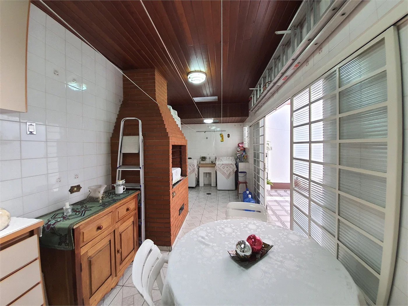 Sobrado à venda com 3 quartos, sendo 1 suíte,  em Jardim Rizzo, São Paulo, SP