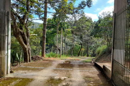 Sítio à venda com 4 quartos no Centro, Nazaré Paulista, SP