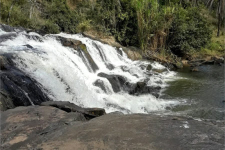 Chácara à venda no Centro, Monte Sião, MG