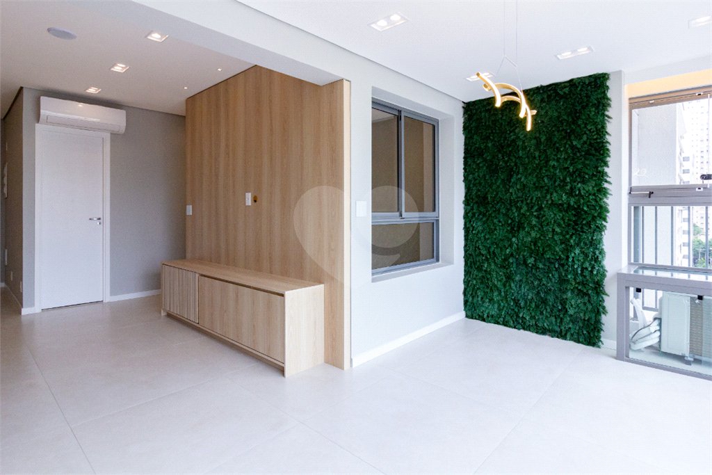 Apartamento à venda com 3 quartos, sendo 2 suítes, em Brooklin, São Paulo, SP