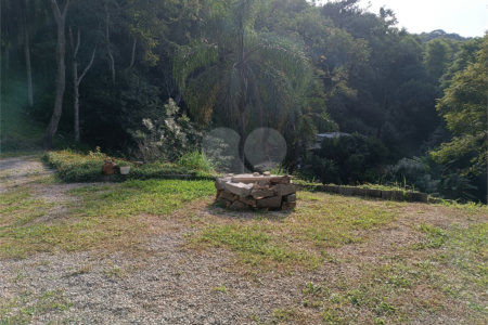 Chácara à venda com 2 quartos, sendo 1 suíte, em Caete (mailasqui), São Roque, SP