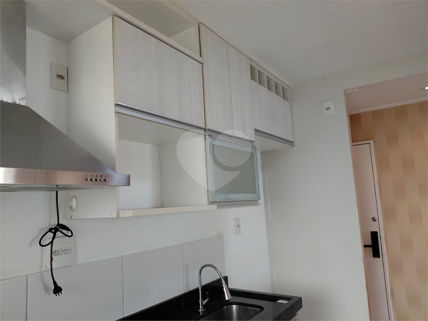 Apartamento à venda com 3 quartos, sendo 1 suíte, em Lapa, São Paulo, SP