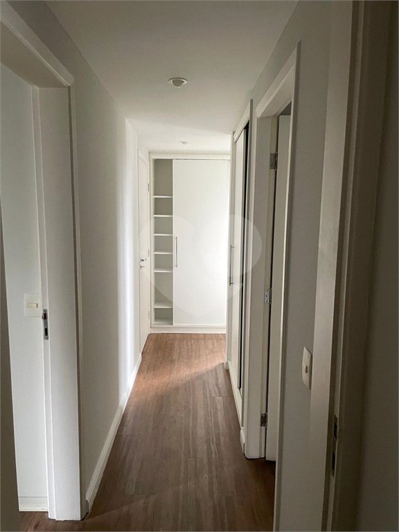 Apartamento à venda com 3 suítes em Campo Belo, São Paulo, SP