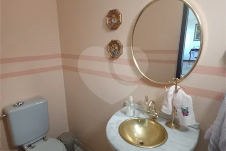 Sobrado à venda com 4 quartos, sendo 2 suítes, em Água Fria, São Paulo, SP
