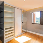 Apartamento à venda com 3 suítes em Granja Julieta, São Paulo, SP