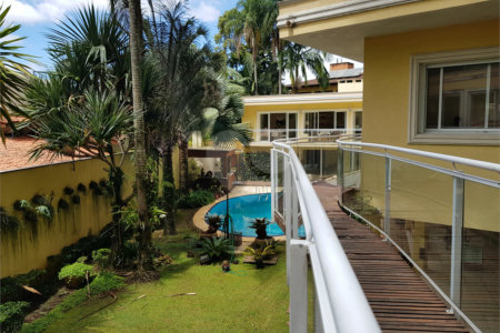 Casa à venda com 5 suítes em Jardim Marajoara, São Paulo, SP