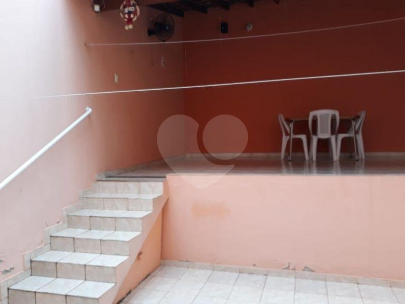 Sobrado à venda com 3 quartos, sendo 1 suíte,  em Chácara Jafet, Mogi das Cruzes, SP