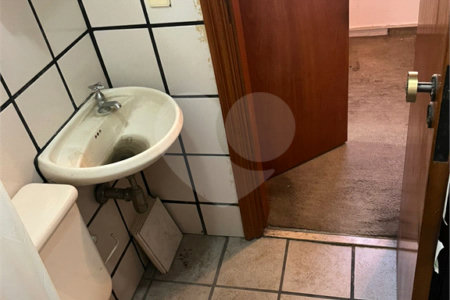 Apartamento à venda com 4 suítes em Vila Uberabinha, São Paulo, SP