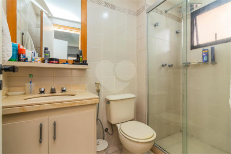 Apartamento à venda com 4 quartos, sendo 3 suítes, em Alto da Lapa, São Paulo, SP