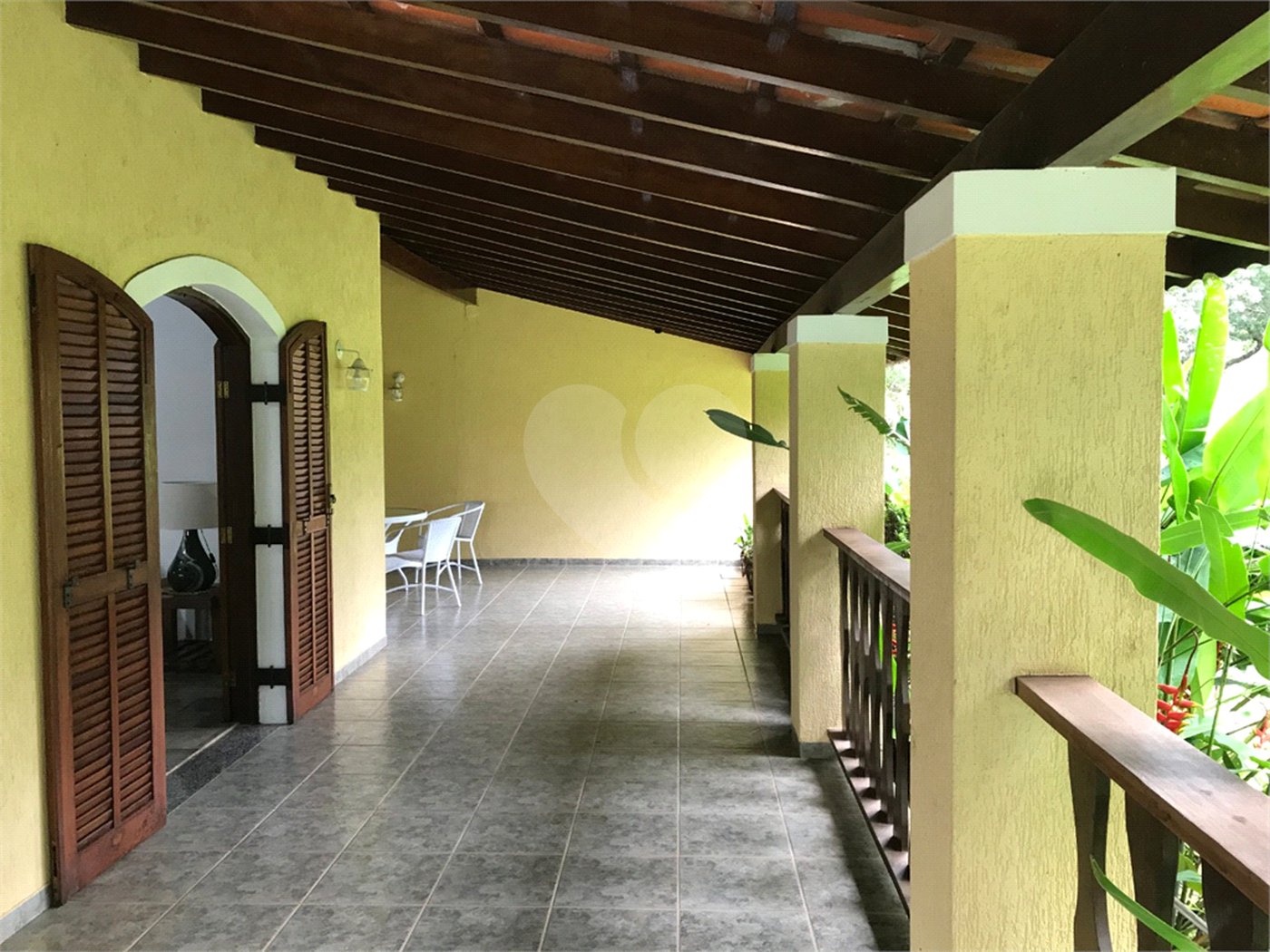 Casa à venda com 5 quartos, sendo 3 suítes, em Recanto das Flores, Indaiatuba, SP