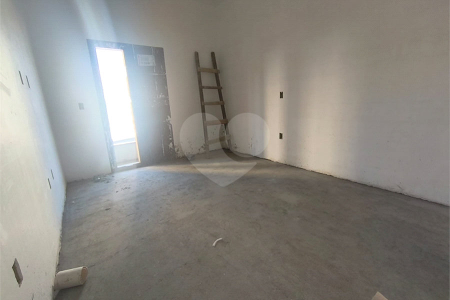 Casa à venda com 3 quartos, sendo 1 suíte, em Santana, São Paulo, SP