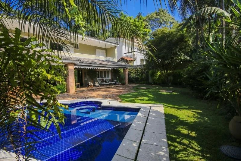 Casa à venda com 3 quartos, sendo 2 suítes,  em Vila Tramontano, São Paulo, SP