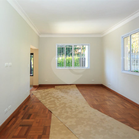 Casa Térrea à venda com 3 quartos, sendo 1 suíte, em Alto da Boa Vista, São Paulo, SP