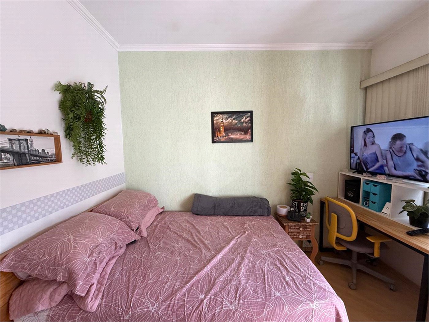 Casa à venda com 2 suítes no condomínio Village Palmas, São Paulo - SP
