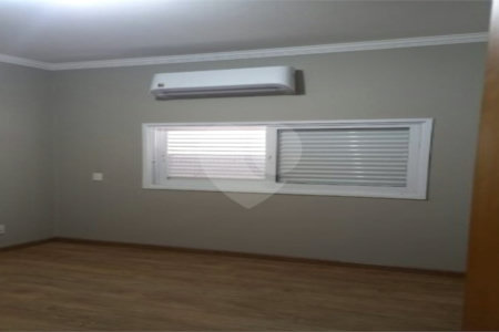 Casa à venda com 4 quartos, sendo 2 suítes, em Jardim Antártica, Ribeirão Preto, SP
