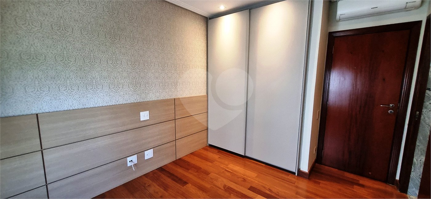 Apartamento à venda com 4 quartos, sendo 3 suítes, em Santana, São Paulo, SP