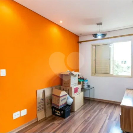 Apartamento à venda no Mandaqui com 3 dormitórios, sendo 1 suíte, sala ampla e bem distribuída, cozinha, 2 banheiros e área de serviço. O imóvel conta ainda com 1 vaga de garagem.