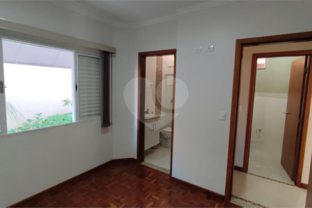 Casa à Venda de 5 dormitórios em São Carlos, no Residencial Eldorado