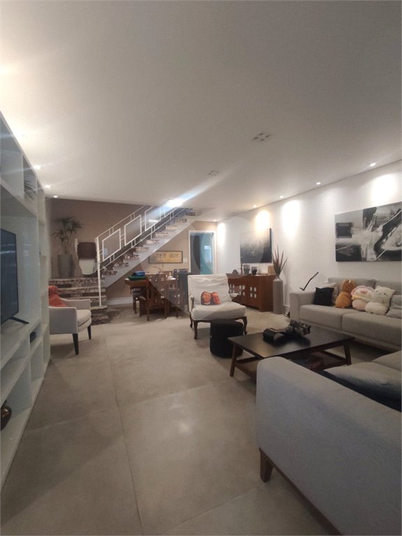 Excelente imóvel para locação comercial com 220m² e vaga no Anália Franco !!