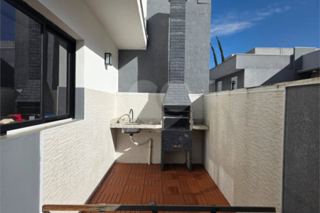 Casa à venda com 3 suítes no condomínio Portal do Bosque, Louveira - SP