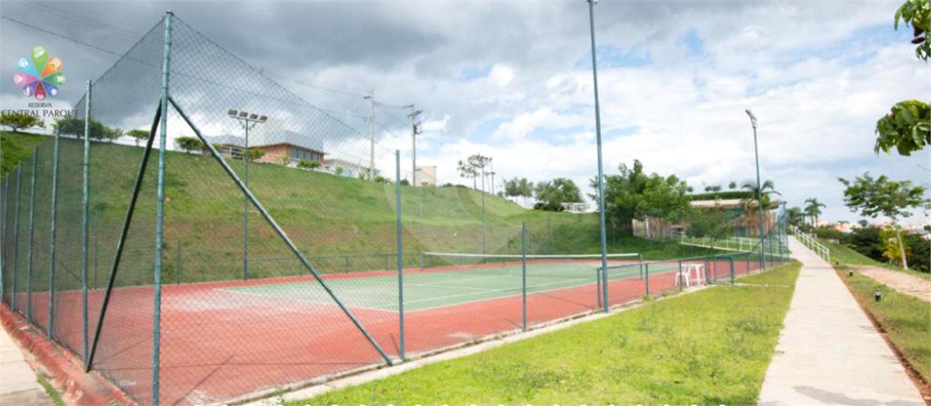 Terreno à venda no condomínio Central Parque, Salto - SP