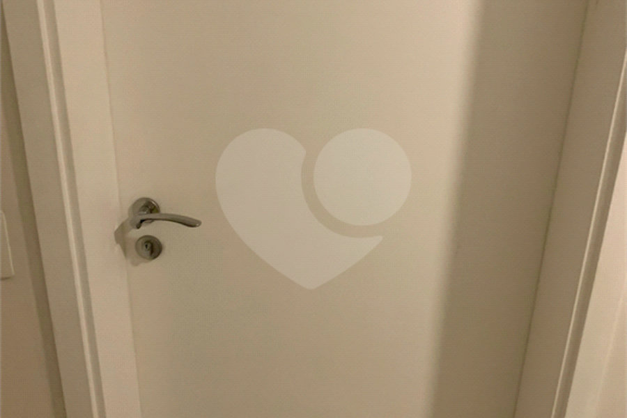 Apartamento à venda com 2 quartos em Morumbi, São Paulo, SP