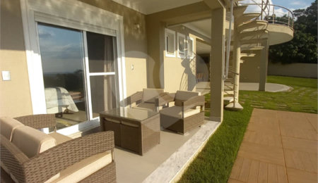Casa à venda com 4 suítes no condomínio Alpes de Vinhedo, Vinhedo - SP