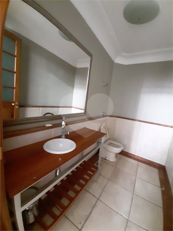 Casa à venda com 3 suítes no condomínio Chácara Francesa, São Paulo - SP
