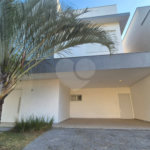 Casa à venda com 3 quartos, sendo 1 suíte, no condomínio Lago da Serra, Araçoiaba da Serra - SP