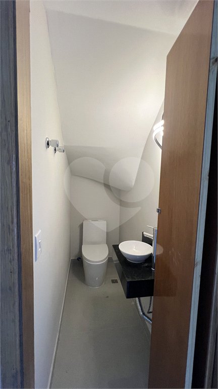 Sobrado à venda com 3 quartos, sendo 1 suíte, em Vila Bela Vista (zona Norte), São Paulo, SP