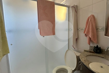 Sobrado à venda com 3 quartos, sendo 1 suíte, em Jardim Popular, São Paulo, SP