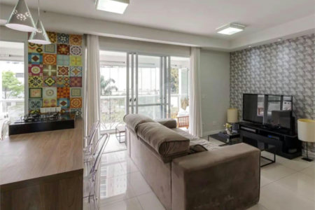 Apartamento à venda com 2 quartos, sendo 1 suíte,  em Vila Andrade, São Paulo, SP