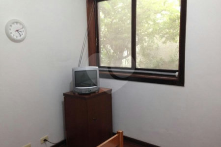 Casa Térrea à venda com 3 quartos, sendo 1 suíte, em Vila Cordeiro, São Paulo, SP