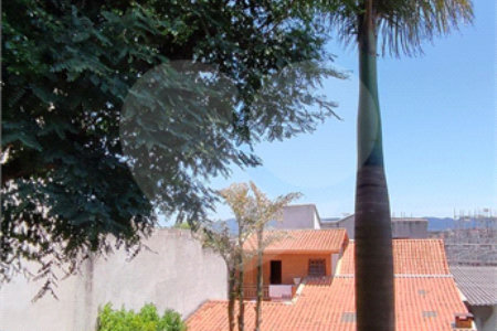 Casa à venda com 3 quartos, sendo 2 suítes, em Conjunto Habitacional Brás Cubas, Mogi das Cruzes, SP
