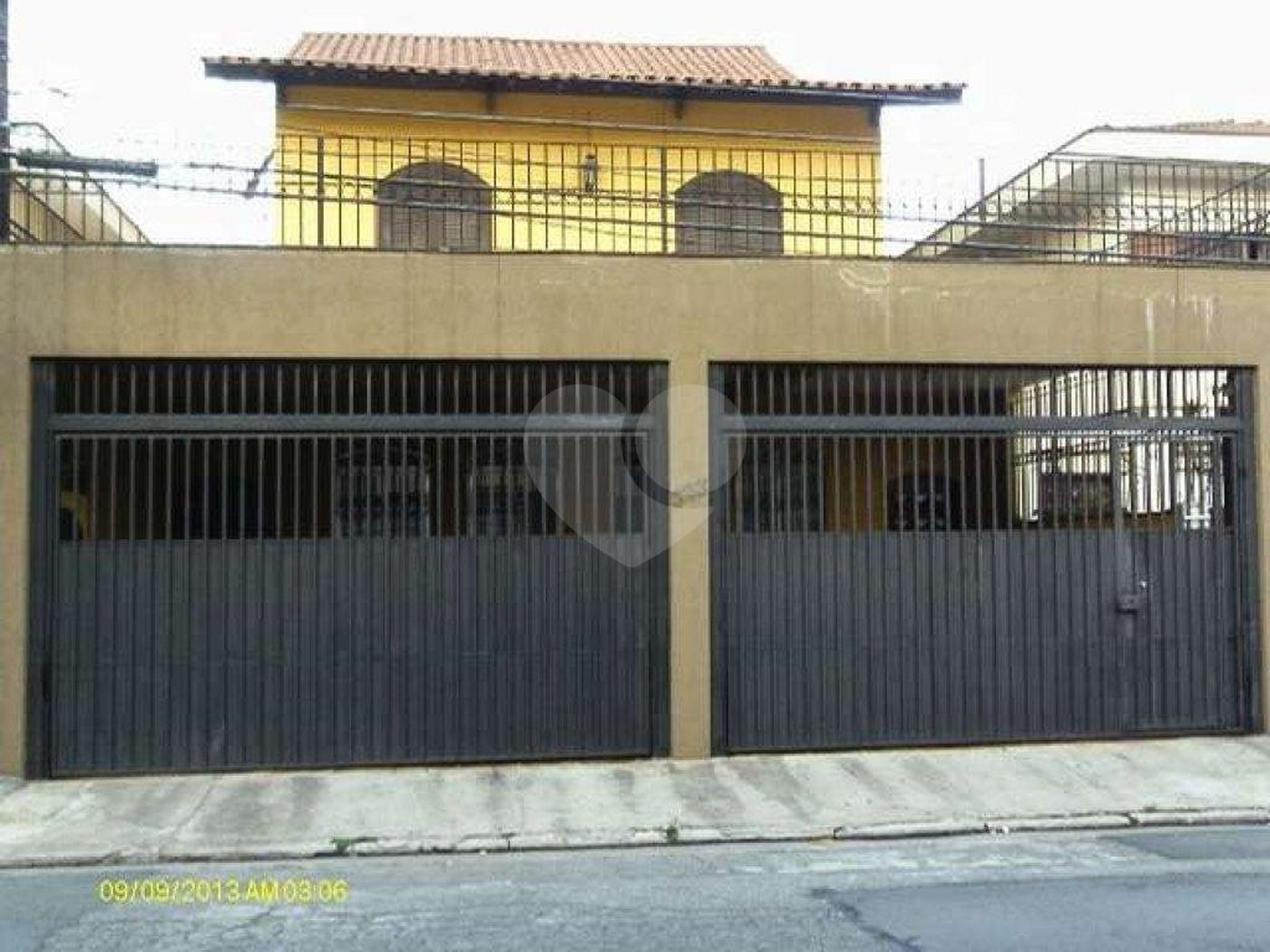 Sobrado à venda com 4 quartos, sendo 2 suítes, em Jardim Peri Peri, São Paulo, SP