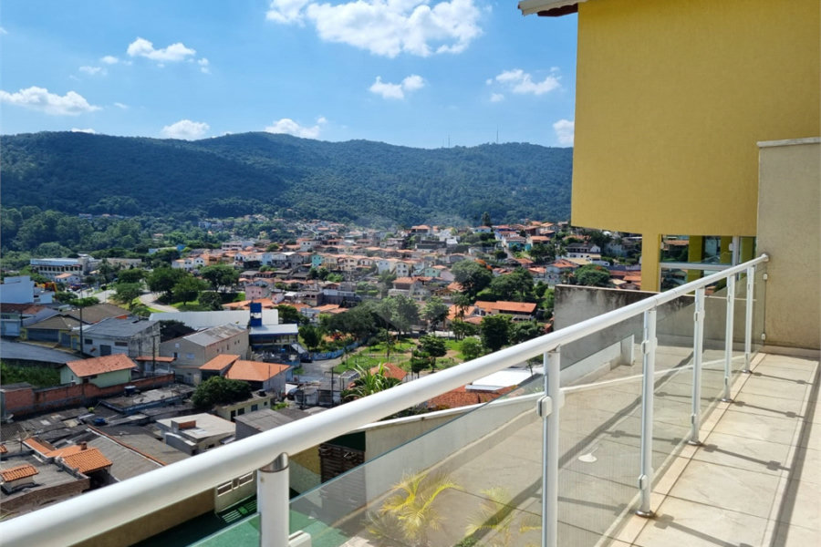 Casa à venda com 3 quartos, sendo 1 suíte, em Serra da Cantareira, Mairiporã, SP