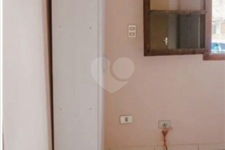 Sobrado à venda com 6 quartos em Munhoz Júnior, Osasco, SP