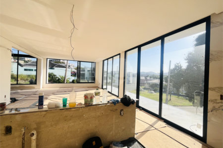 Casa à venda com 3 suítes no condomínio Residencial Green Ville, Rio de Janeiro - RJ