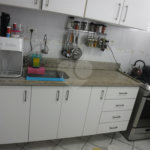 Apartamento à venda com 2 quartos, sendo 1 suíte, em Boqueirão, Santos, SP