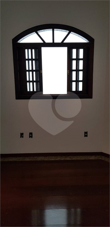 Sobrado à venda com 4 quartos, sendo 1 suíte,  em Olímpico, São Caetano do Sul, SP