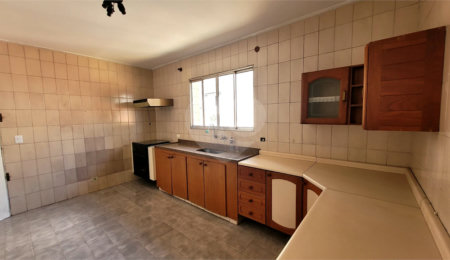 Prédio à venda com 3 quartos em Vila Hamburguesa, São Paulo, SP