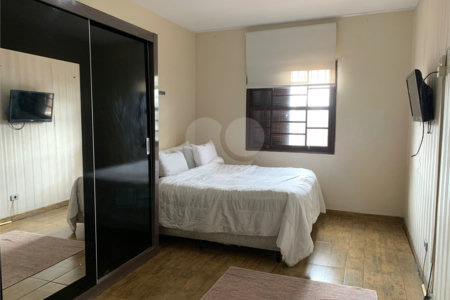 Sobrado à venda com 2 quartos em Vila Hamburguesa, São Paulo, SP