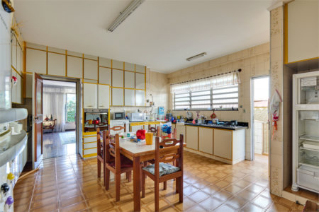 Casa de Vila à venda com 4 quartos, sendo 3 suítes,  em Alto da Boa Vista, São Paulo, SP