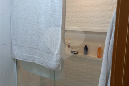 Apartamento à venda com 3 quartos, sendo 1 suíte, em Rio Comprido, Rio de Janeiro, RJ