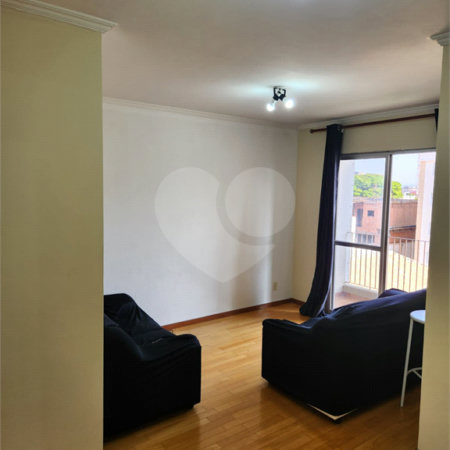 Apartamento à venda com 3 quartos, sendo 1 suíte,  em Jardim Simus, Sorocaba, SP