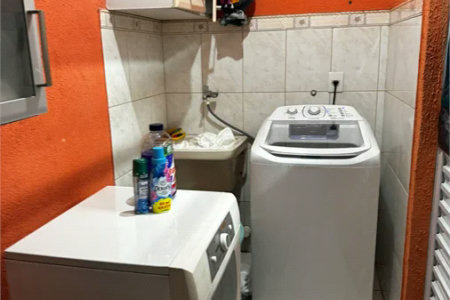 Sobrado à venda com 3 quartos, sendo 1 suíte,  em Parque Ipê, São Paulo, SP