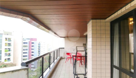Apartamento à venda com 3 suítes em Jardim Vitória Régia, São Paulo, SP