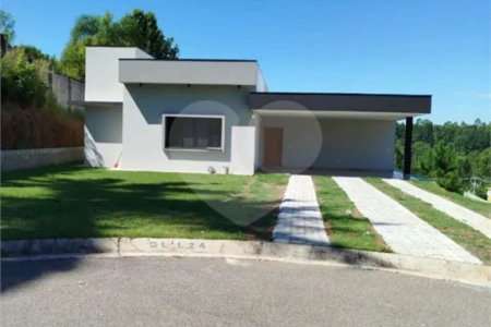 Casa à venda com 3 quartos, sendo 2 suítes, no condomínio Terra Caxambu, Jundiaí - SP