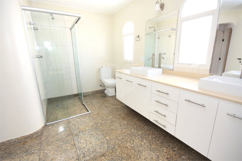 Apartamento à venda com 4 suítes em Jardim Marajoara, São Paulo, SP