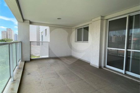 Apartamento para venda com 111m², 3 quartos e lazer completo em condomínio-clube na Aclimação